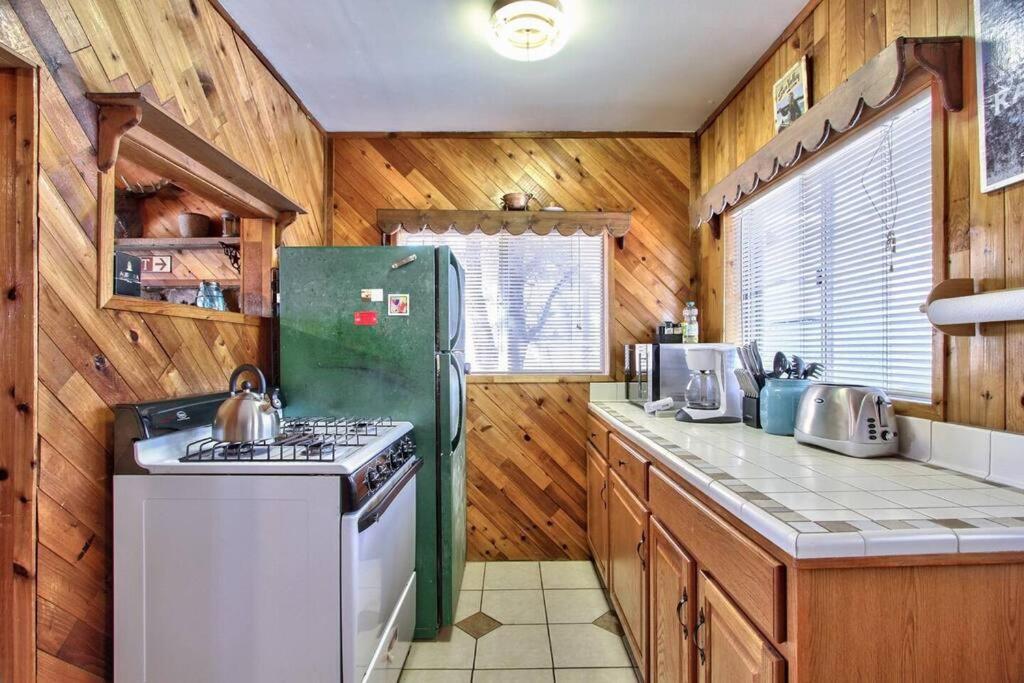 ビッグ・ベアー・レイク Los Osos Cozy Cabin With Private Spa And Bbqヴィラ エクステリア 写真